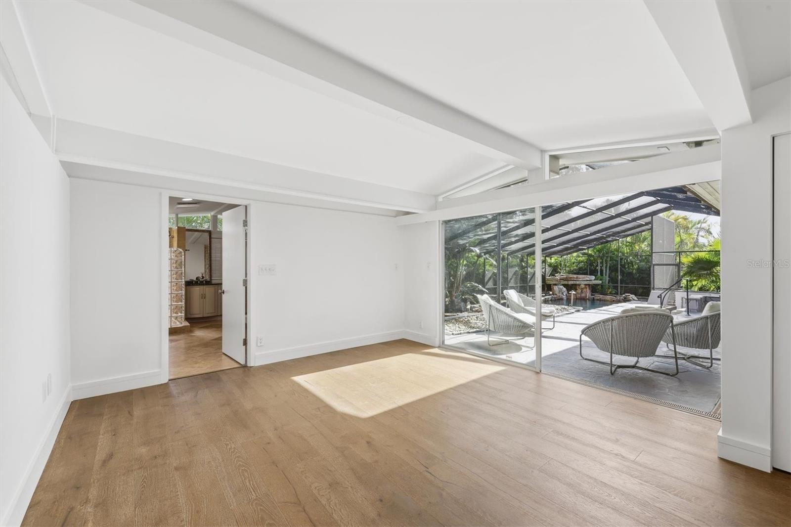 Image 20 of 75 For 425 Partridge Circle