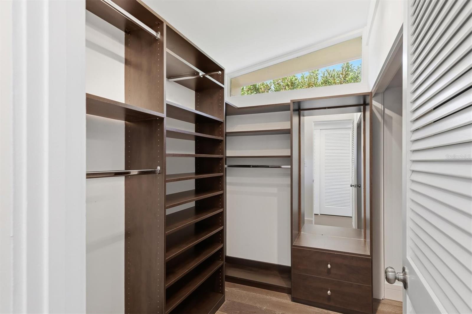 Image 22 of 75 For 425 Partridge Circle