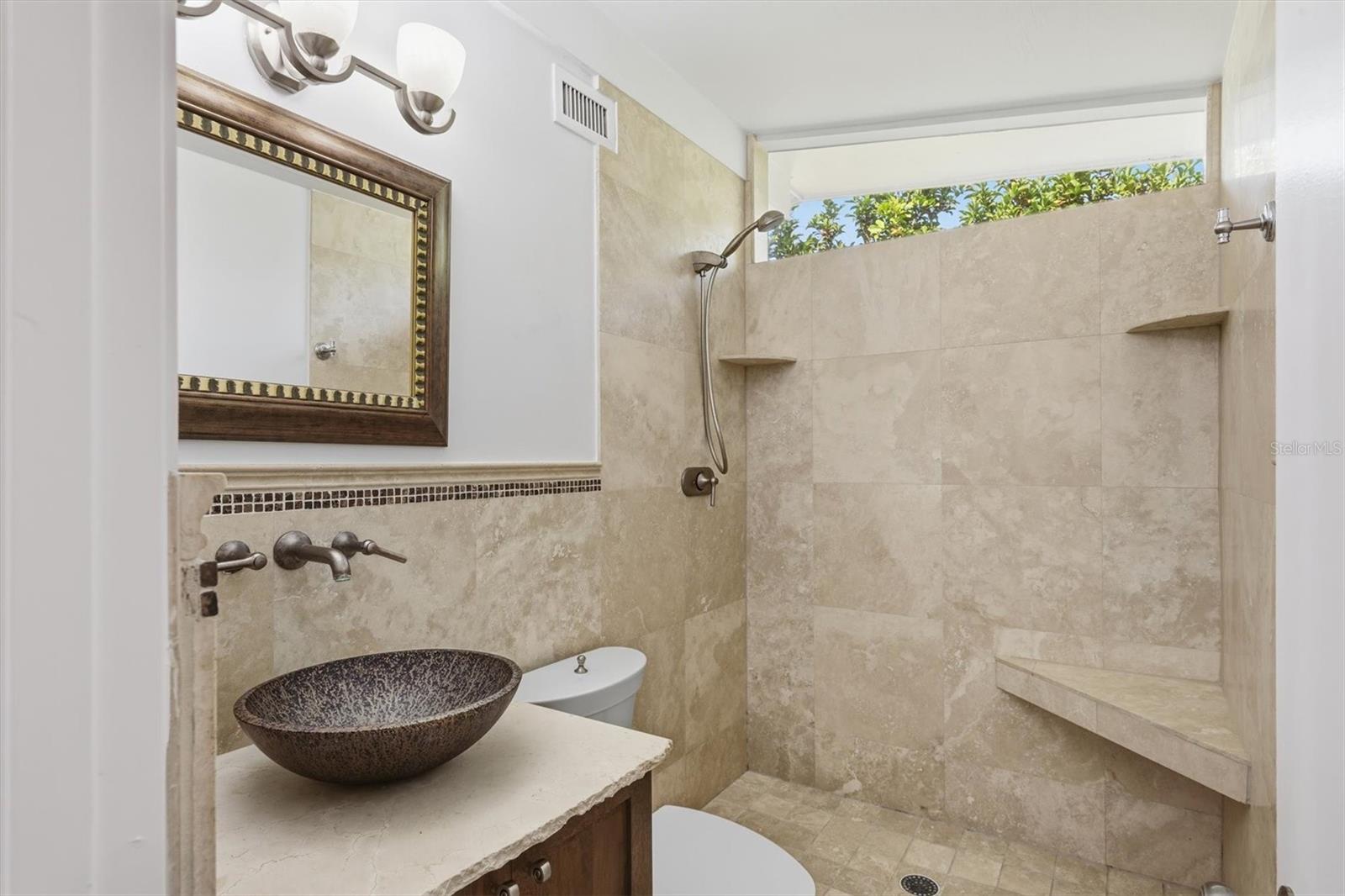 Image 28 of 75 For 425 Partridge Circle