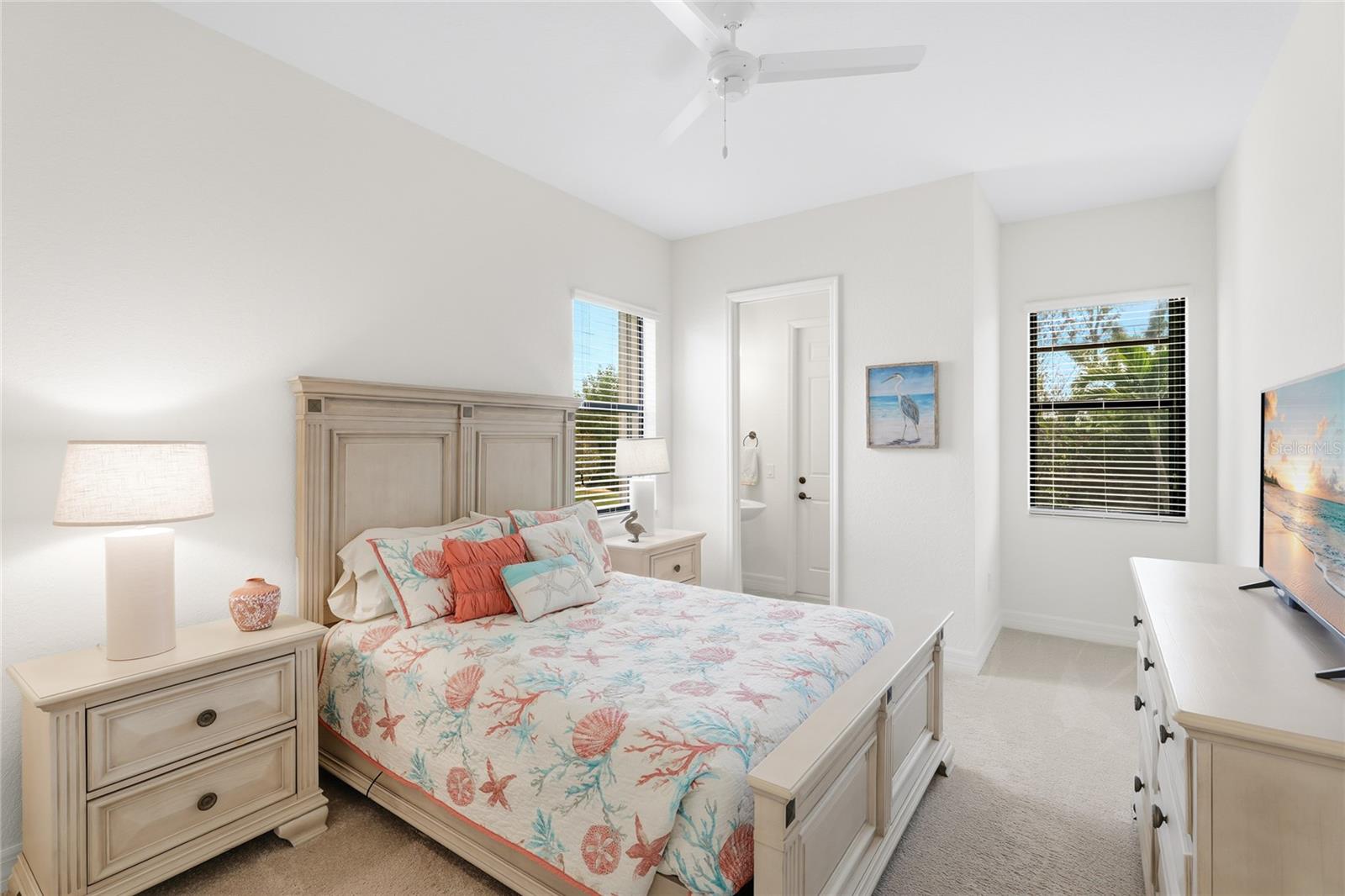 Image 16 of 67 For 13635 Classico Court