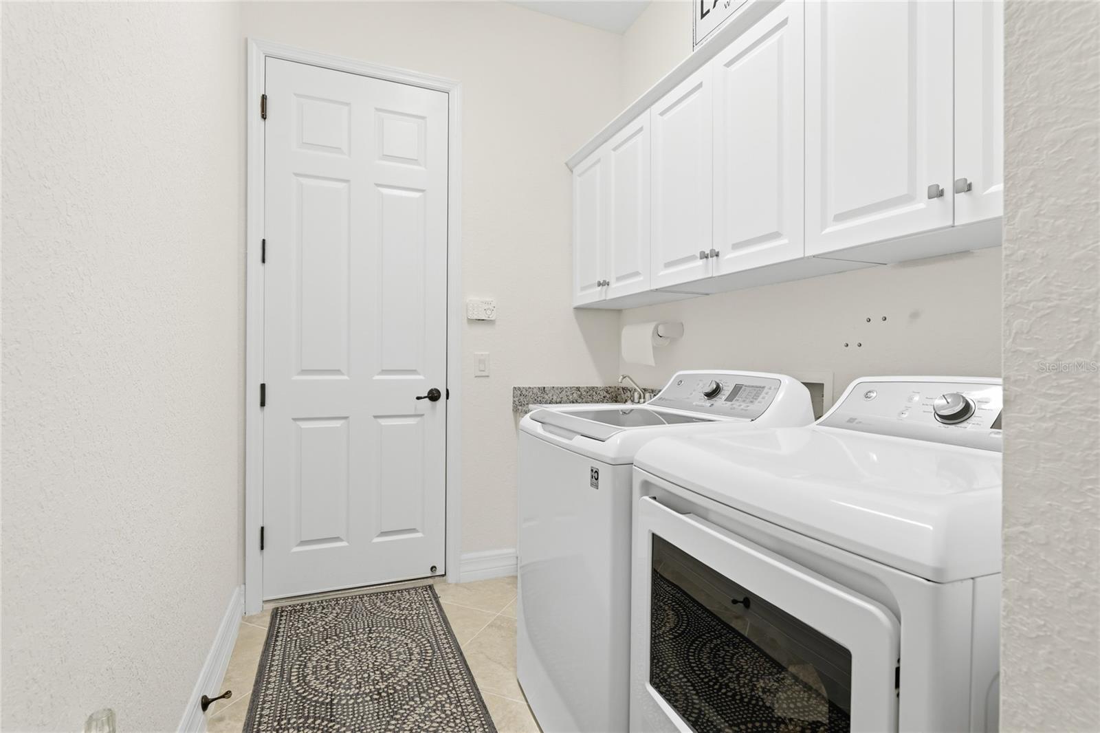 Image 20 of 67 For 13635 Classico Court