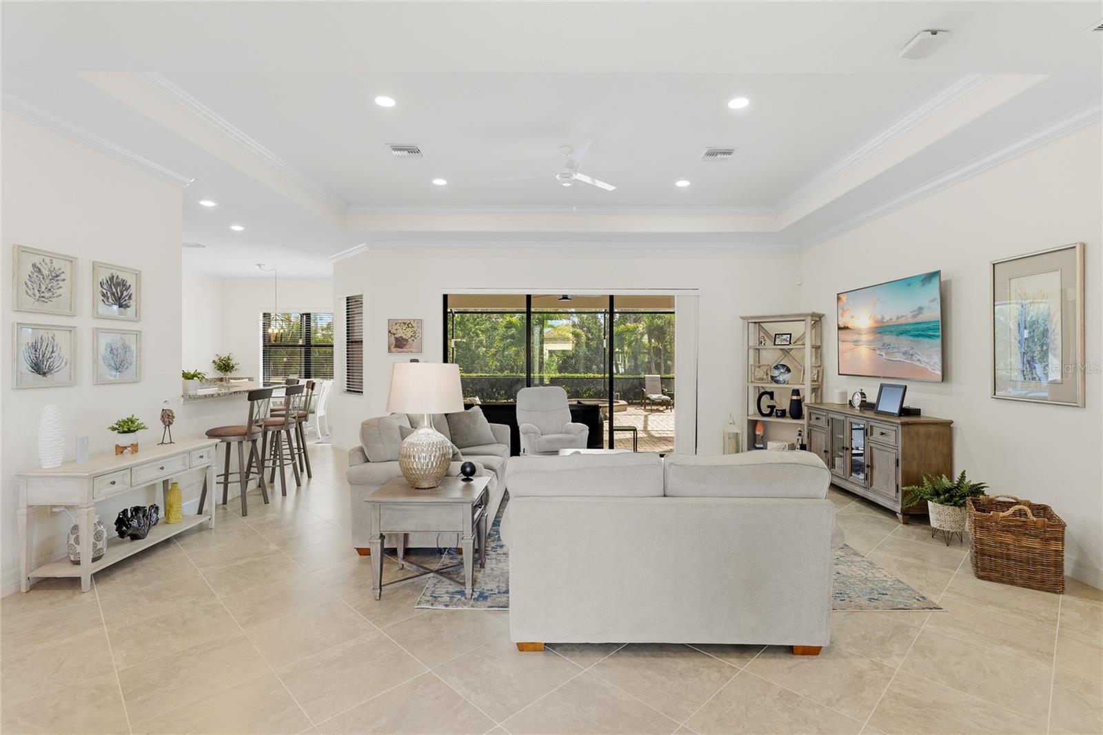 Image 3 of 67 For 13635 Classico Court