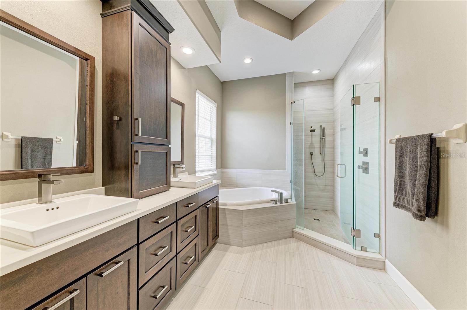 Image 25 of 58 For 8103 Snowy Egret Place