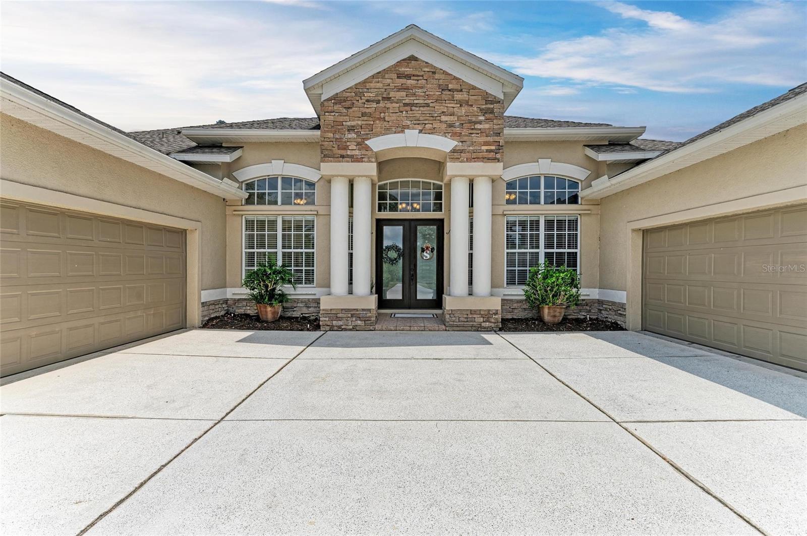 Image 4 of 58 For 8103 Snowy Egret Place