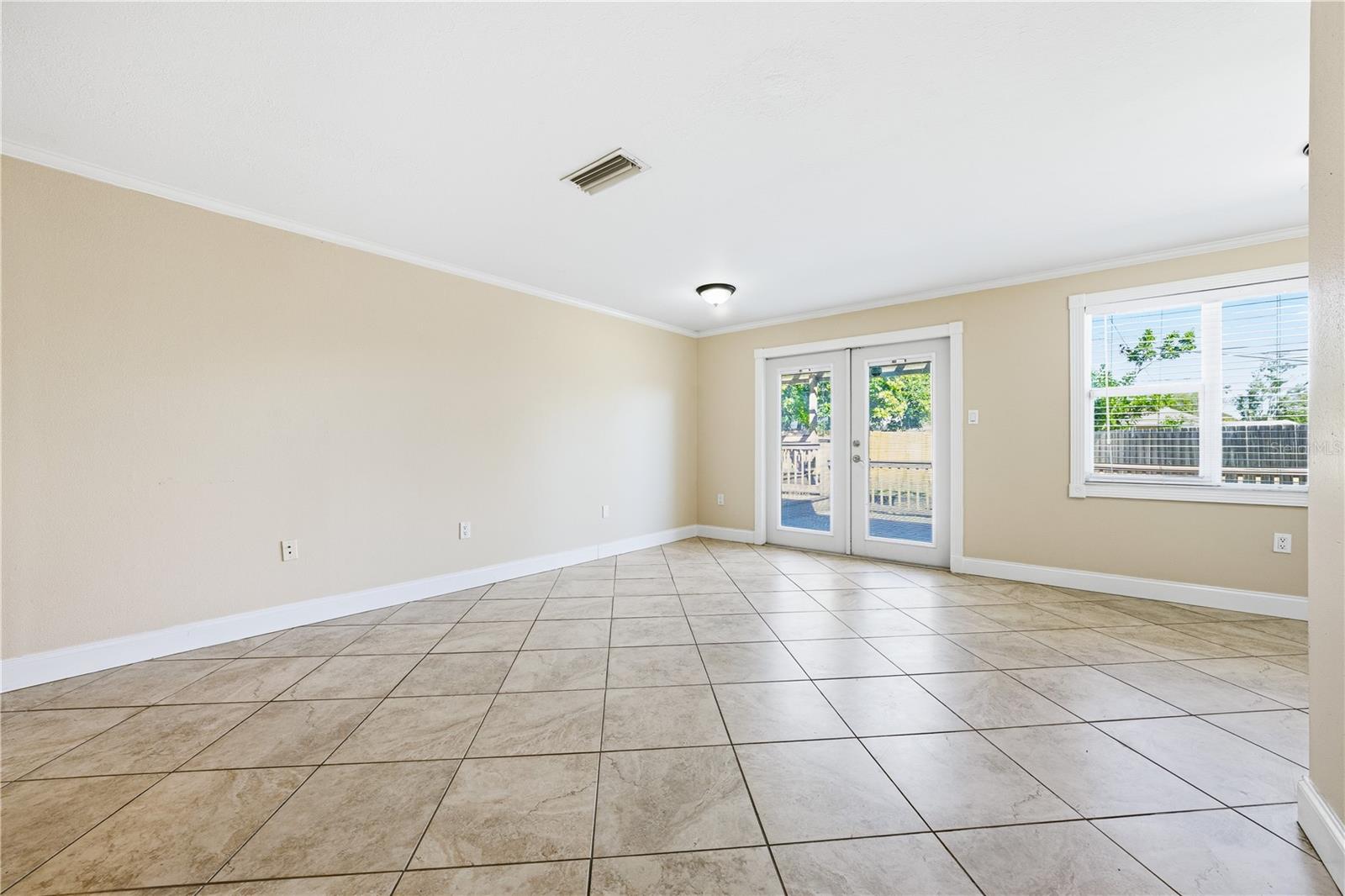 Image 13 of 74 For 5353 Hayden Boulevard