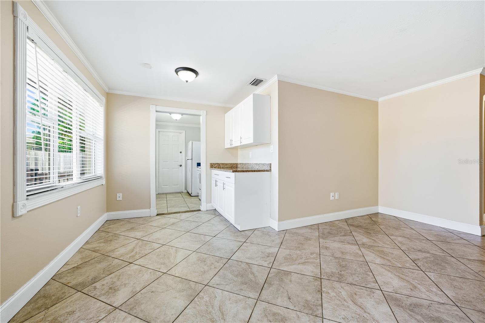 Image 16 of 74 For 5353 Hayden Boulevard