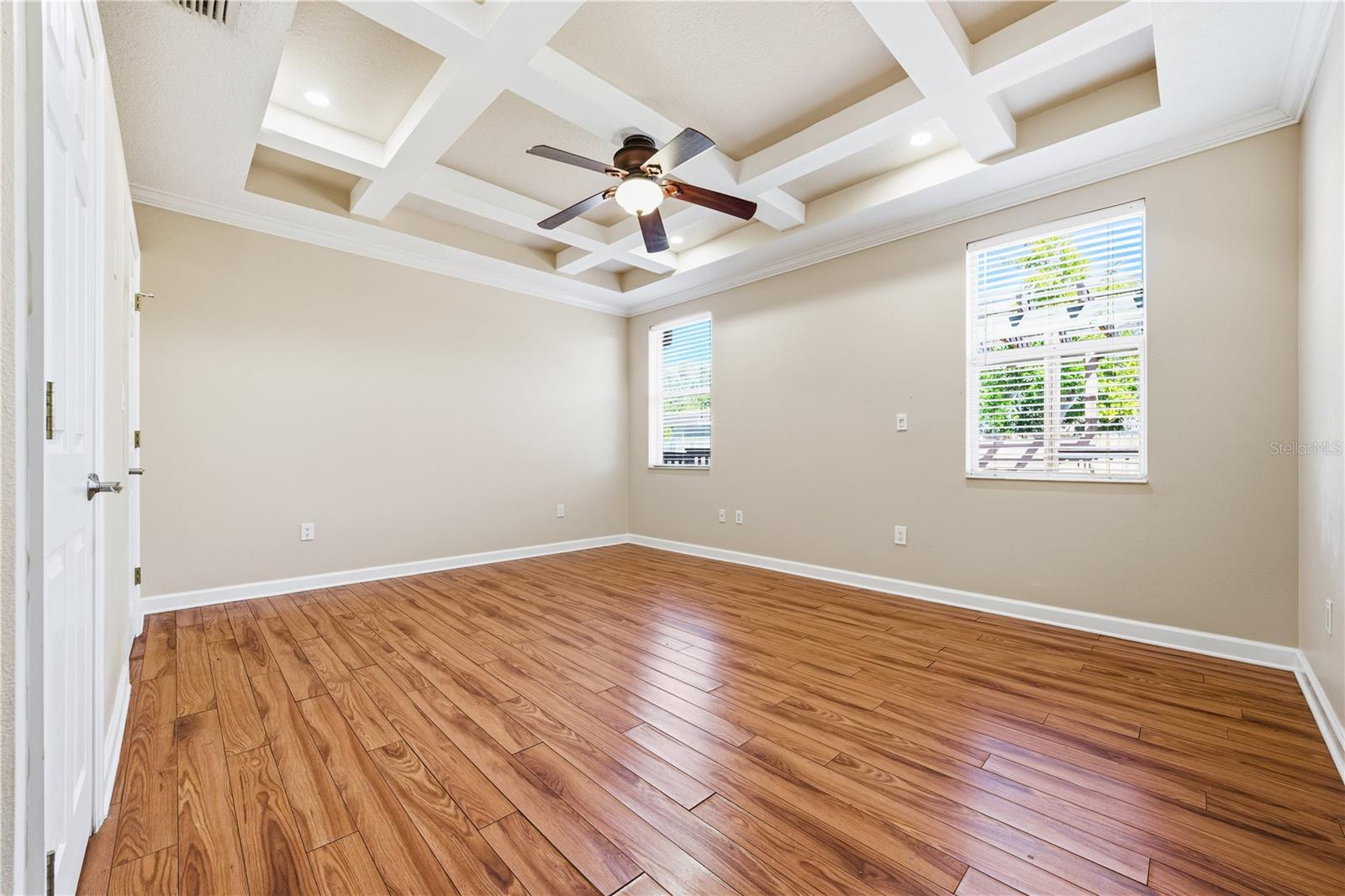 Image 23 of 74 For 5353 Hayden Boulevard