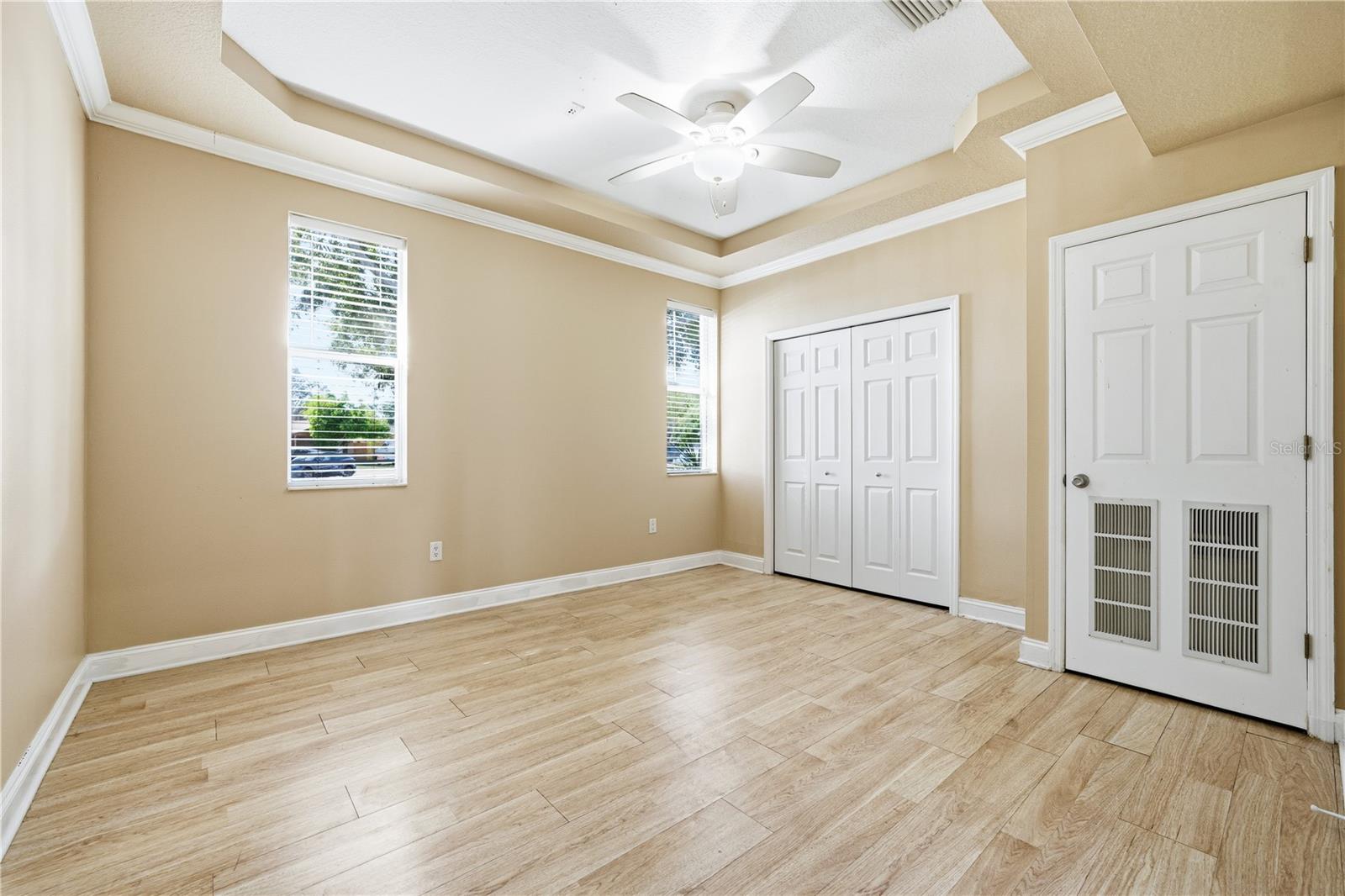 Image 27 of 74 For 5353 Hayden Boulevard