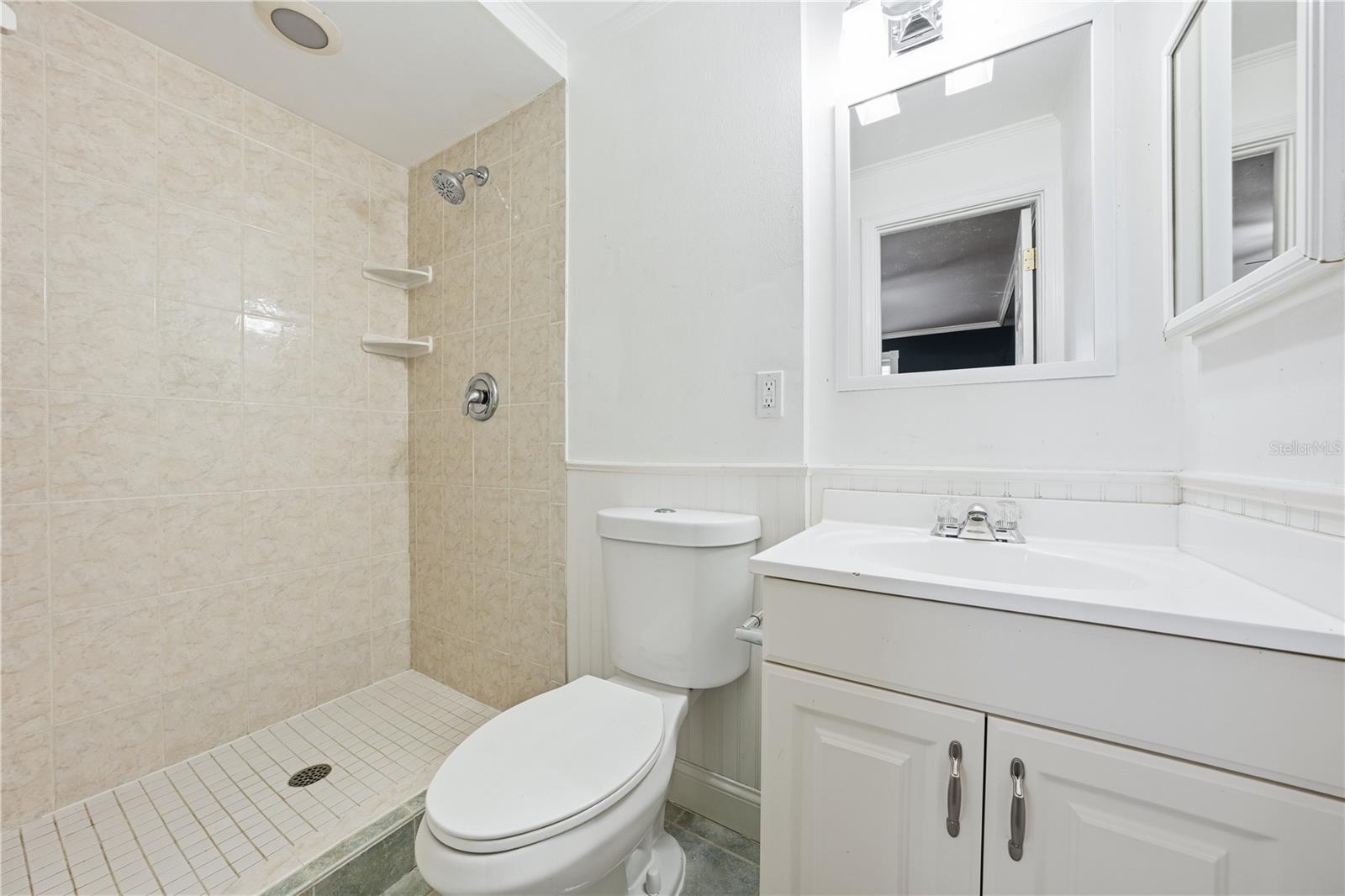 Image 33 of 74 For 5353 Hayden Boulevard