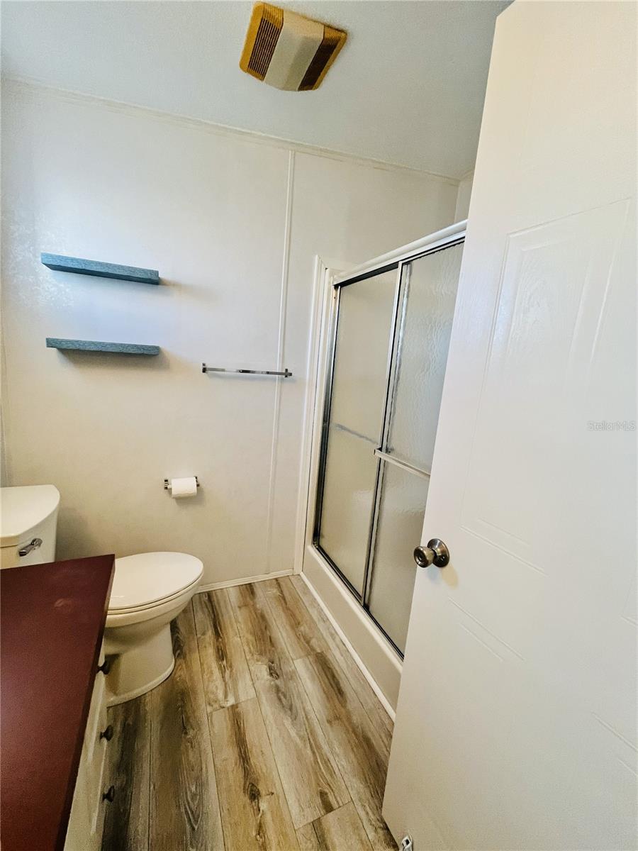 Image 17 of 44 For 2305 Bay Drive