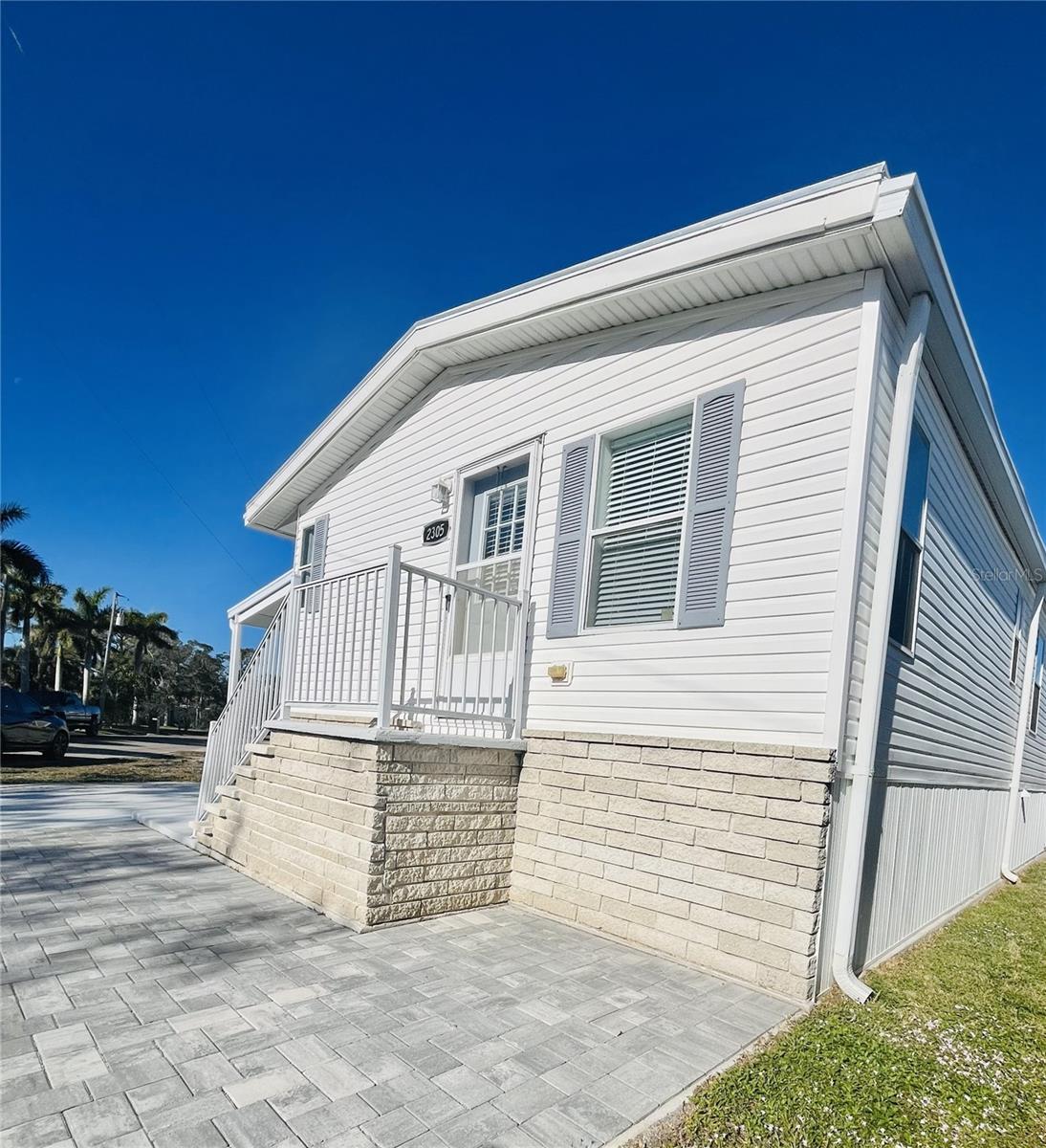 Image 2 of 44 For 2305 Bay Drive