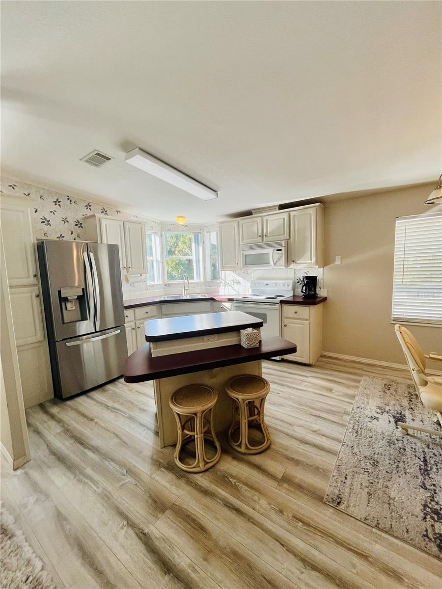 Image 7 of 44 For 2305 Bay Drive