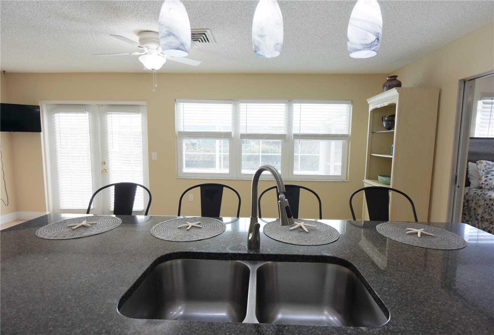 Image 11 of 36 For 170 Argus Road