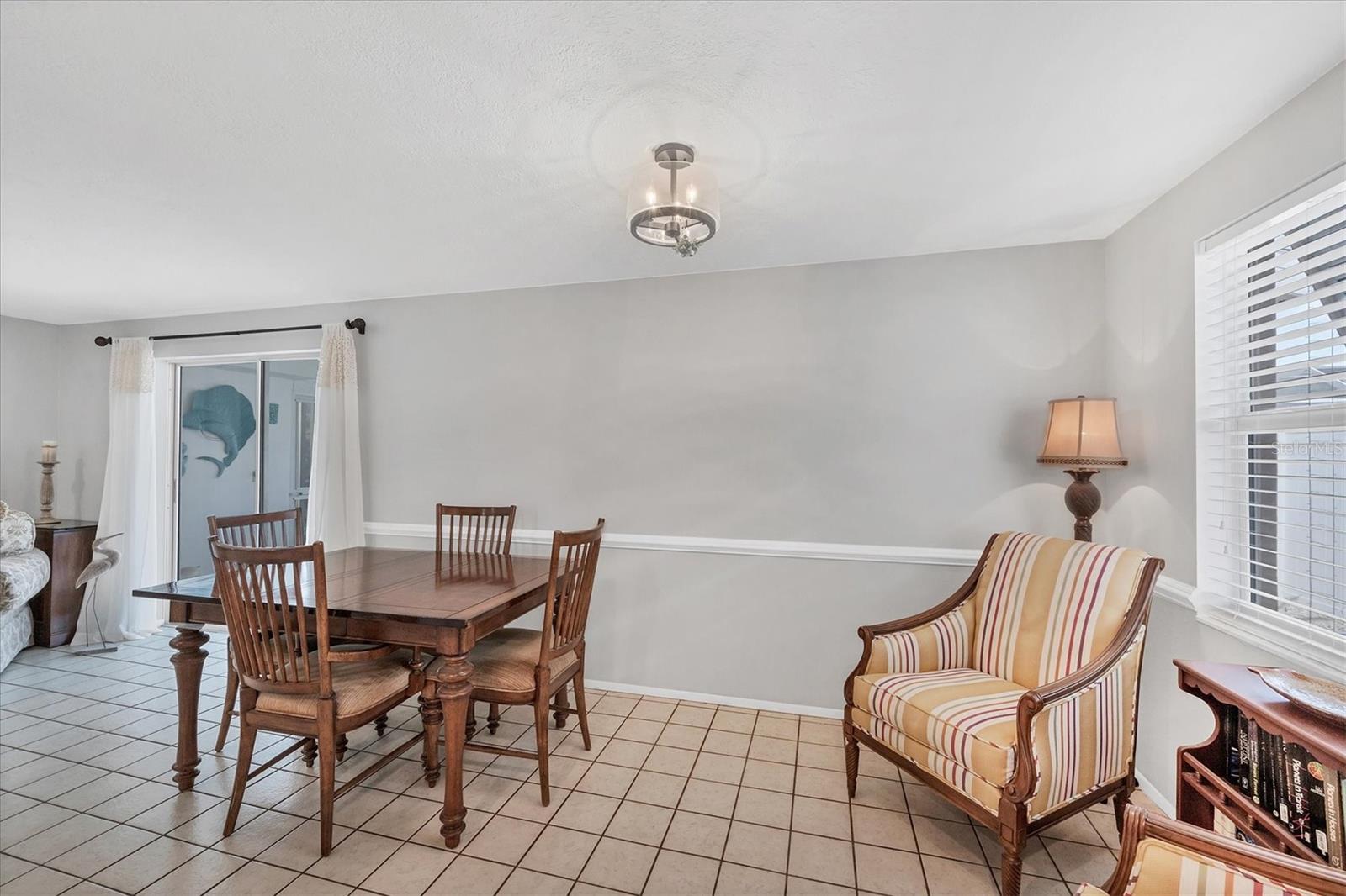 Image 10 of 47 For 1456 Strada D Argento