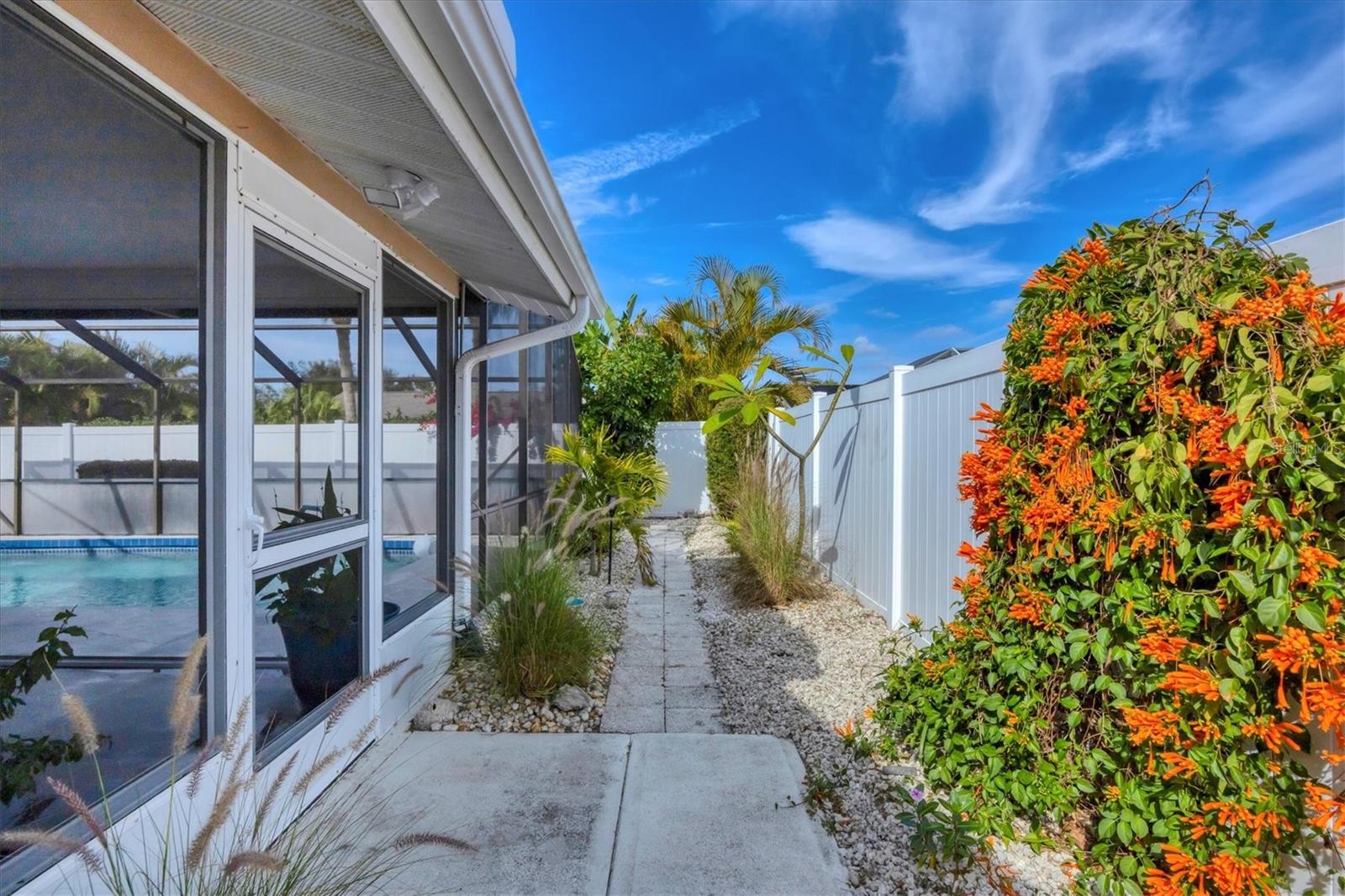 Image 25 of 47 For 1456 Strada D Argento