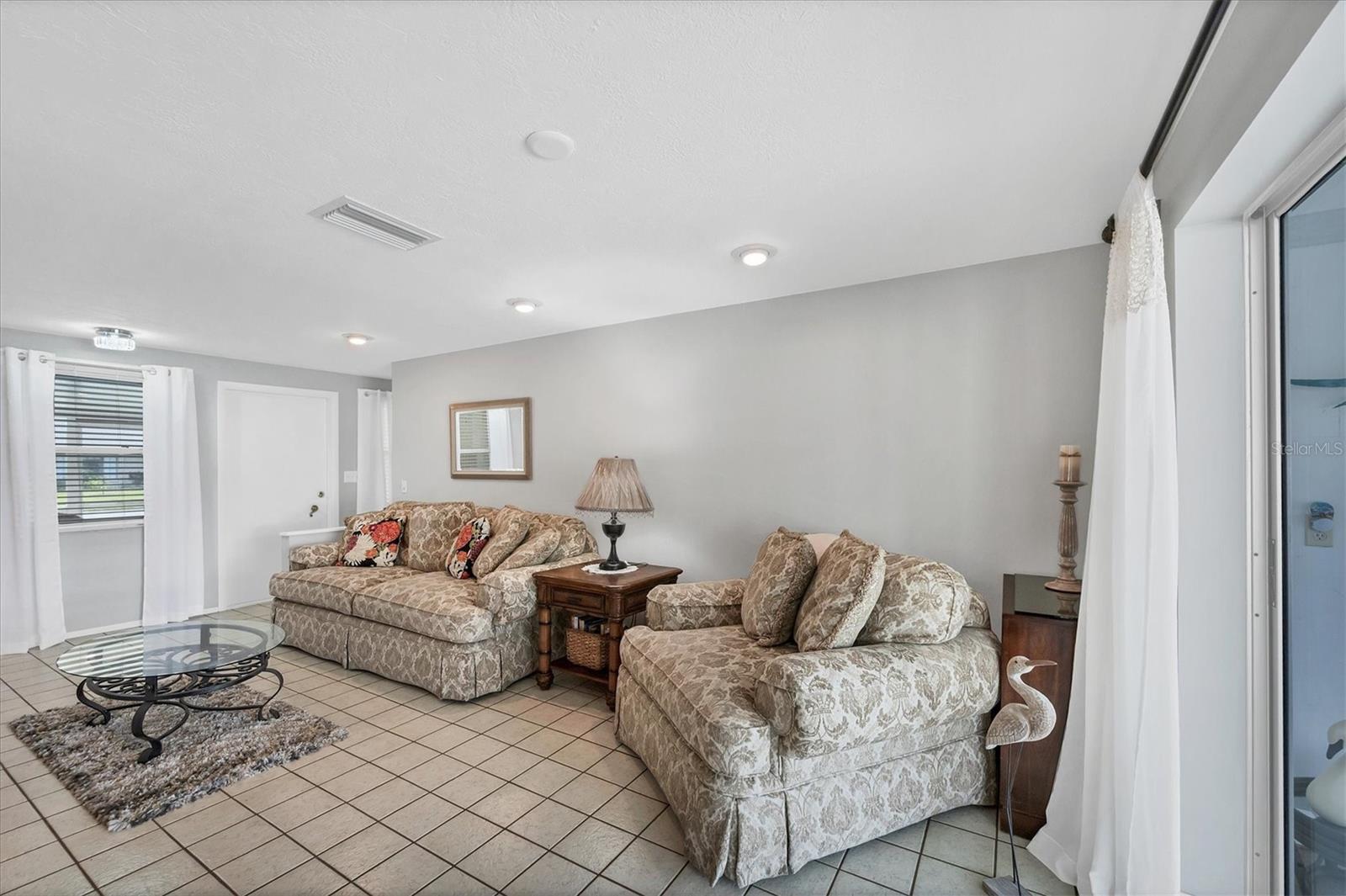 Image 9 of 47 For 1456 Strada D Argento