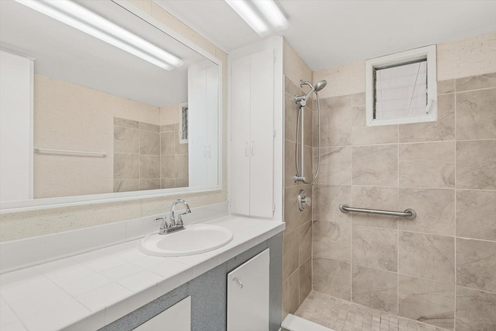 Image 12 of 34 For 5205 5th Street E