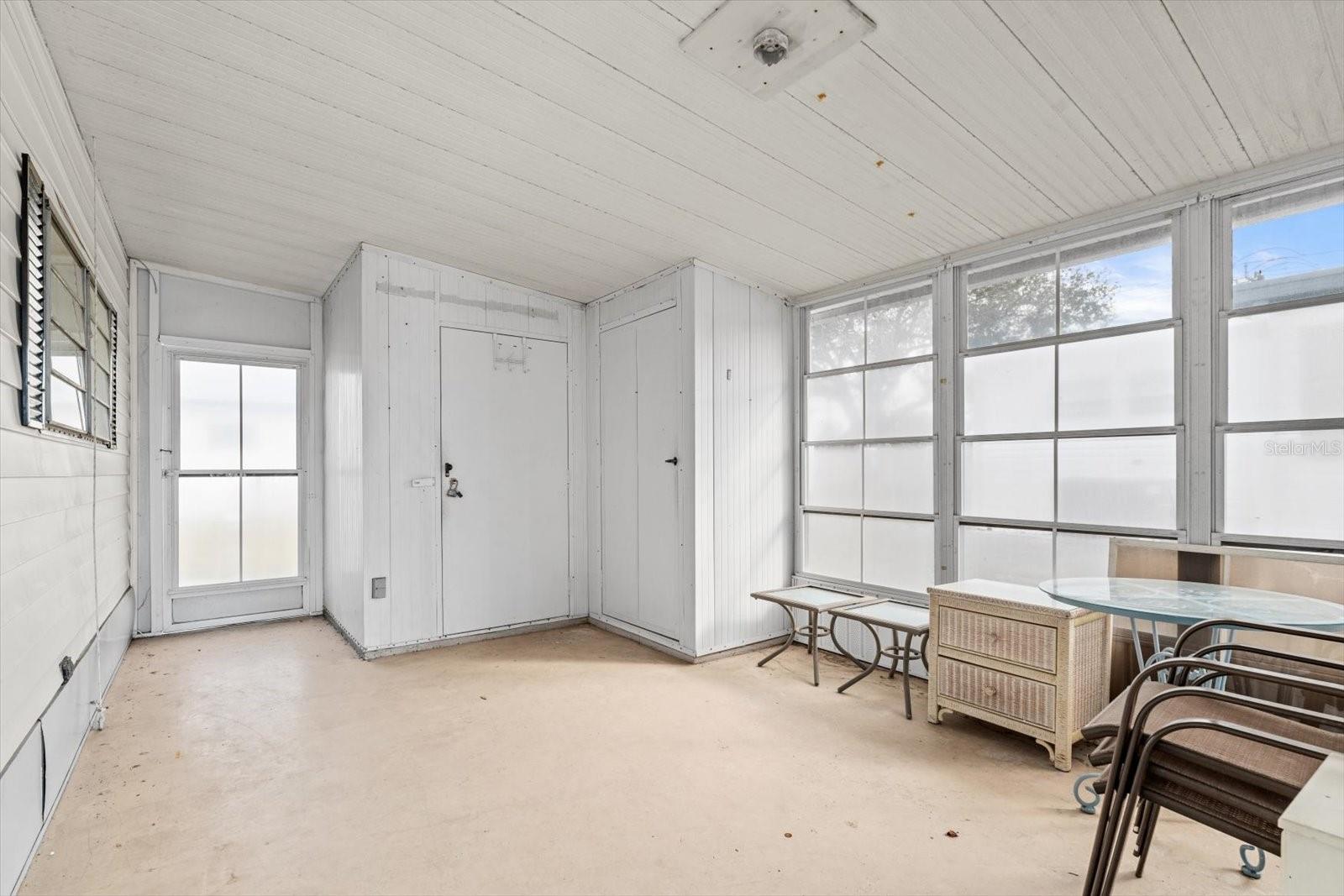 Image 20 of 34 For 5205 5th Street E