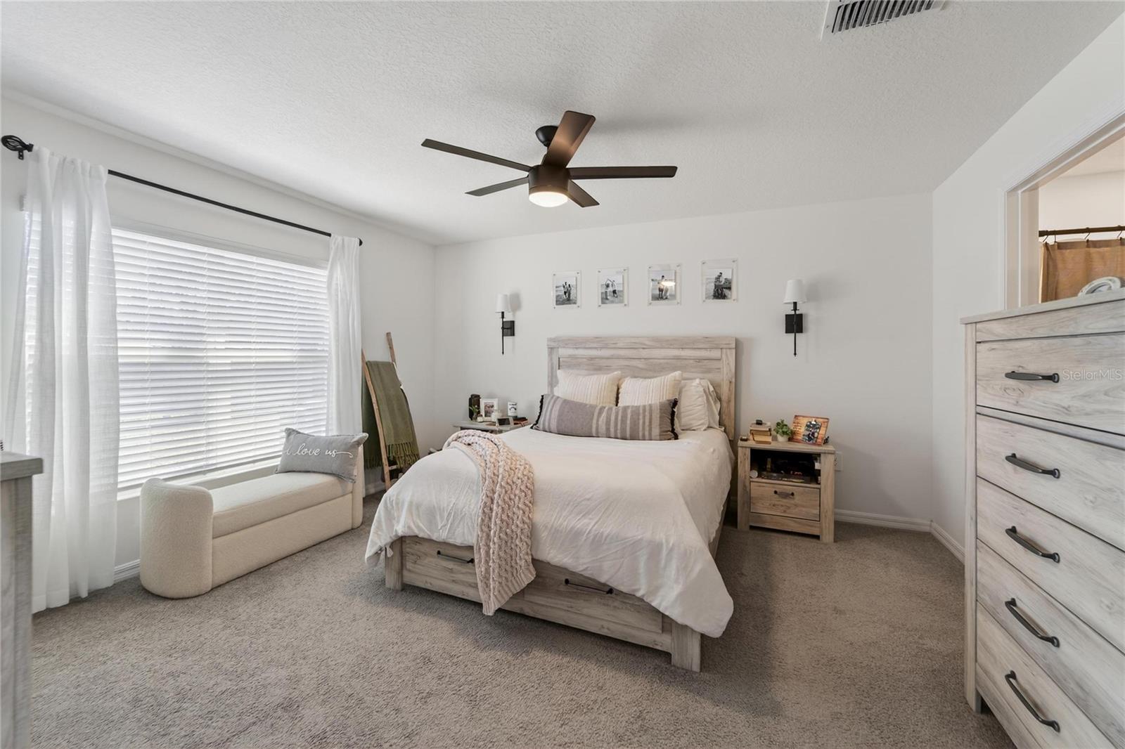 Image 11 of 33 For 3063 Great Abaco Way