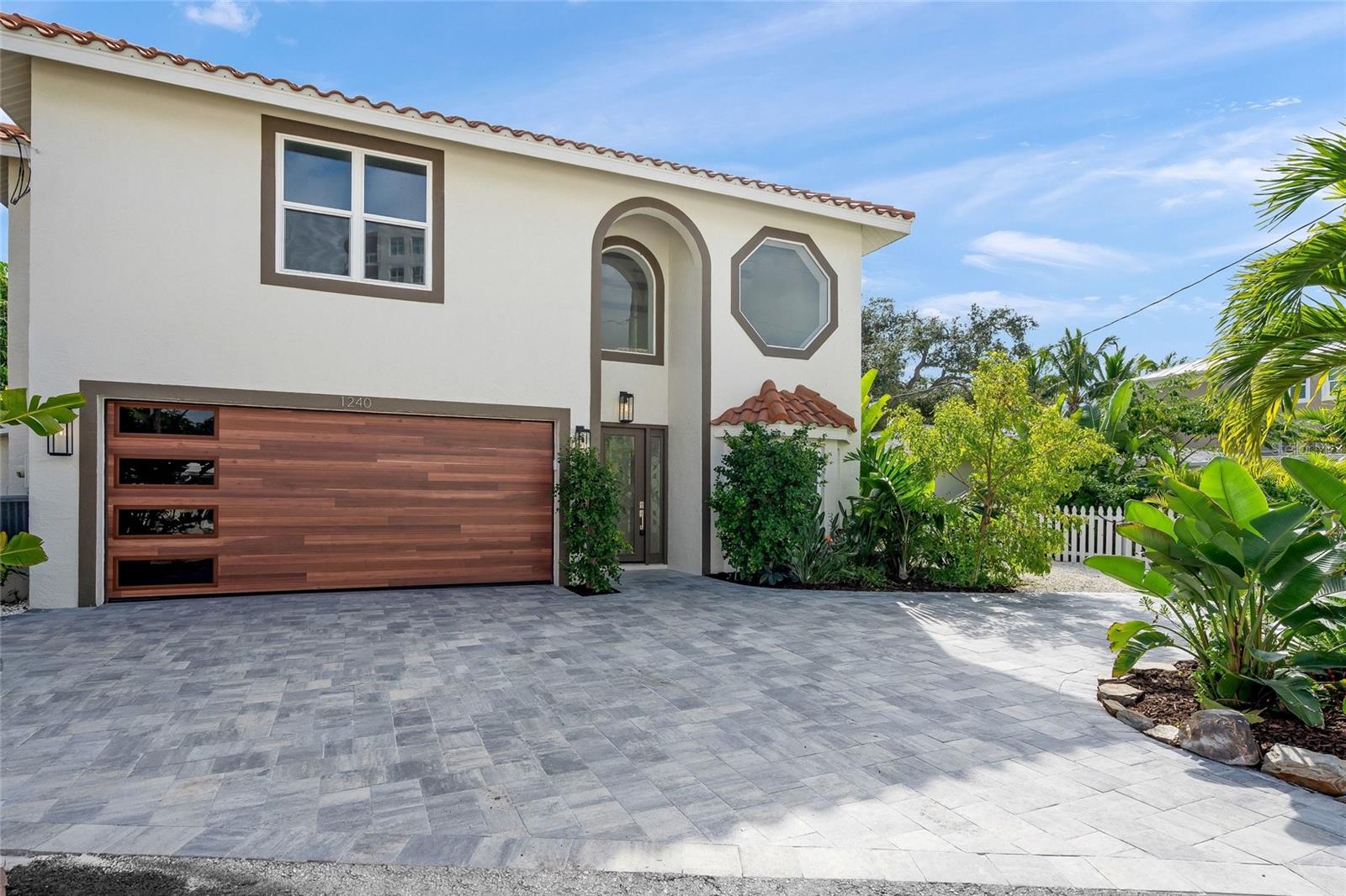 Details for 1240 Solitude Lane, SARASOTA, FL 34242