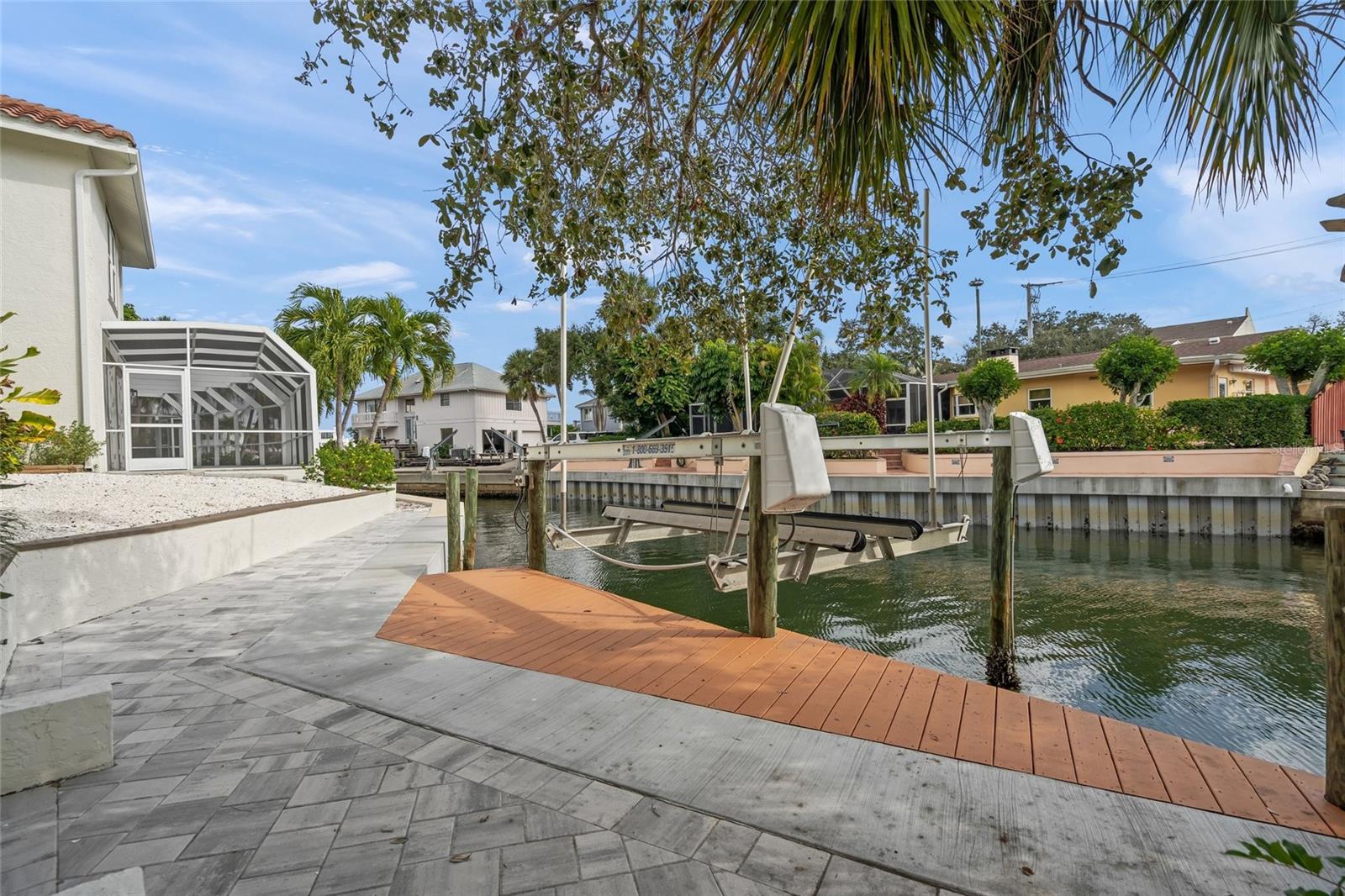 Listing photo id 2 for 1240 Solitude Lane