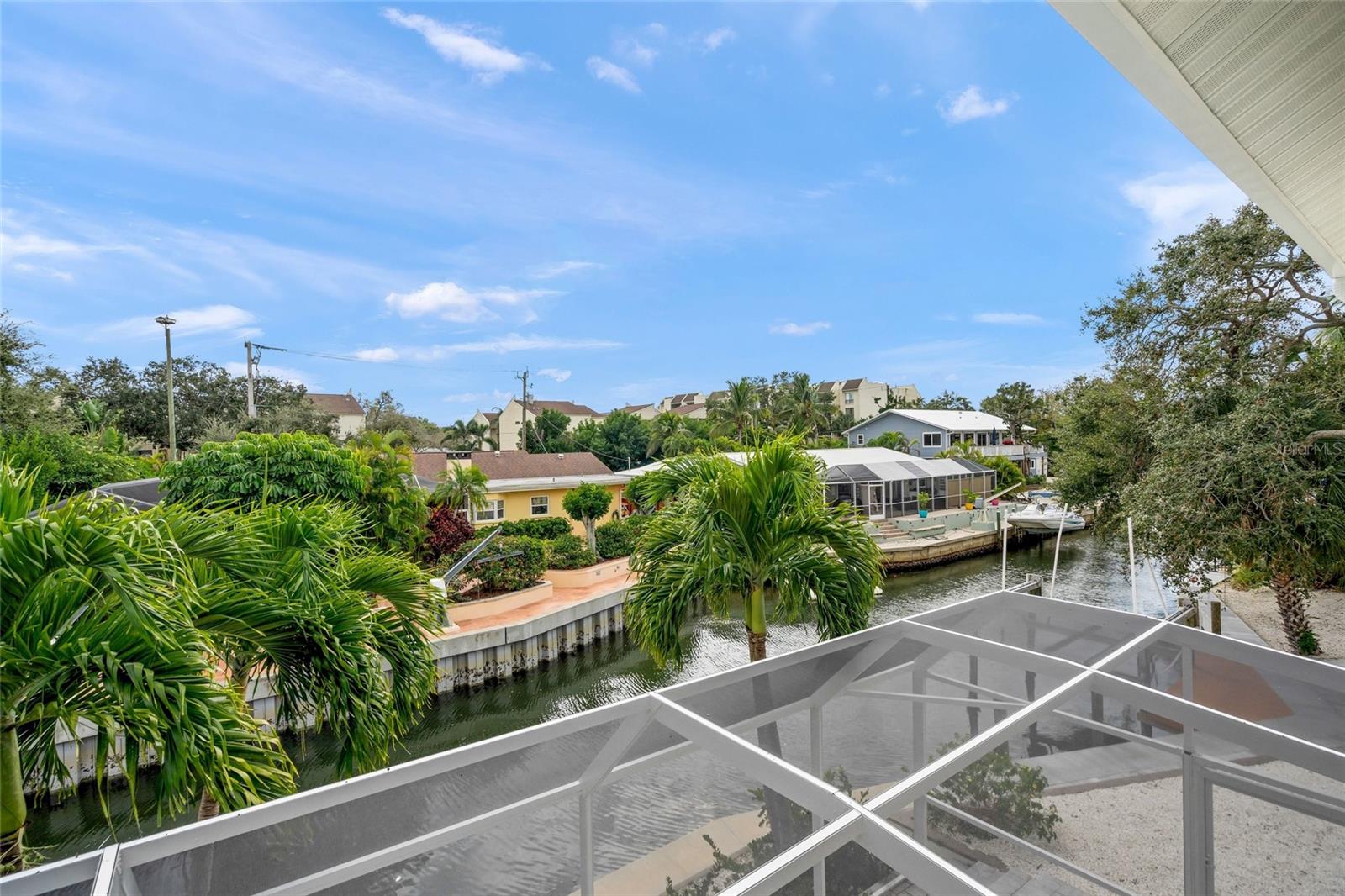 Listing photo id 38 for 1240 Solitude Lane