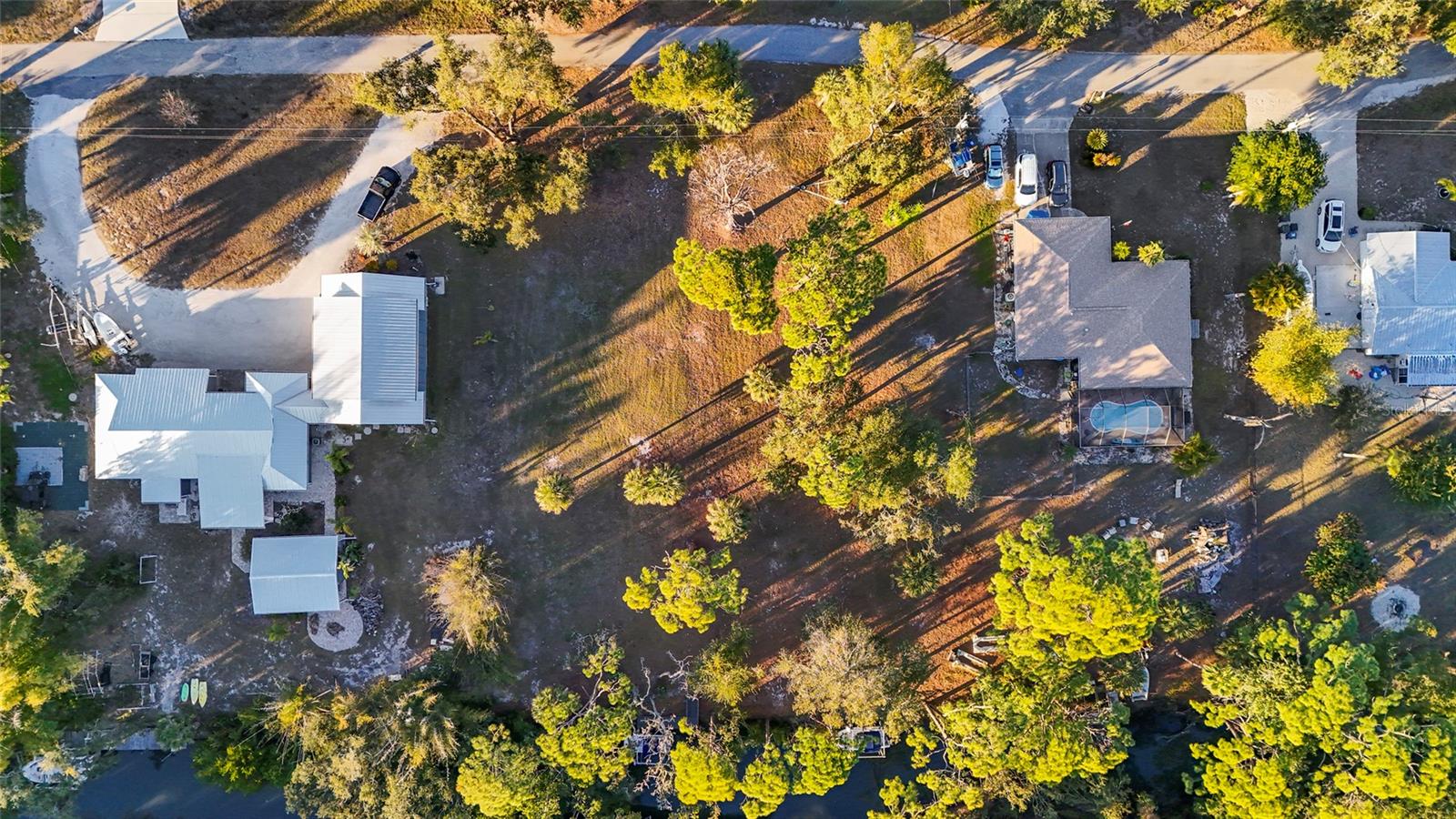 Image 16 of 41 For 405 Estil Drive N