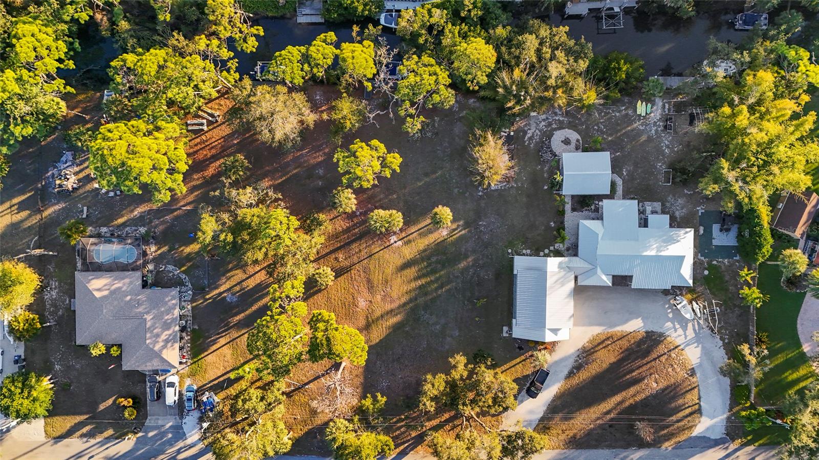 Image 18 of 41 For 405 Estil Drive N