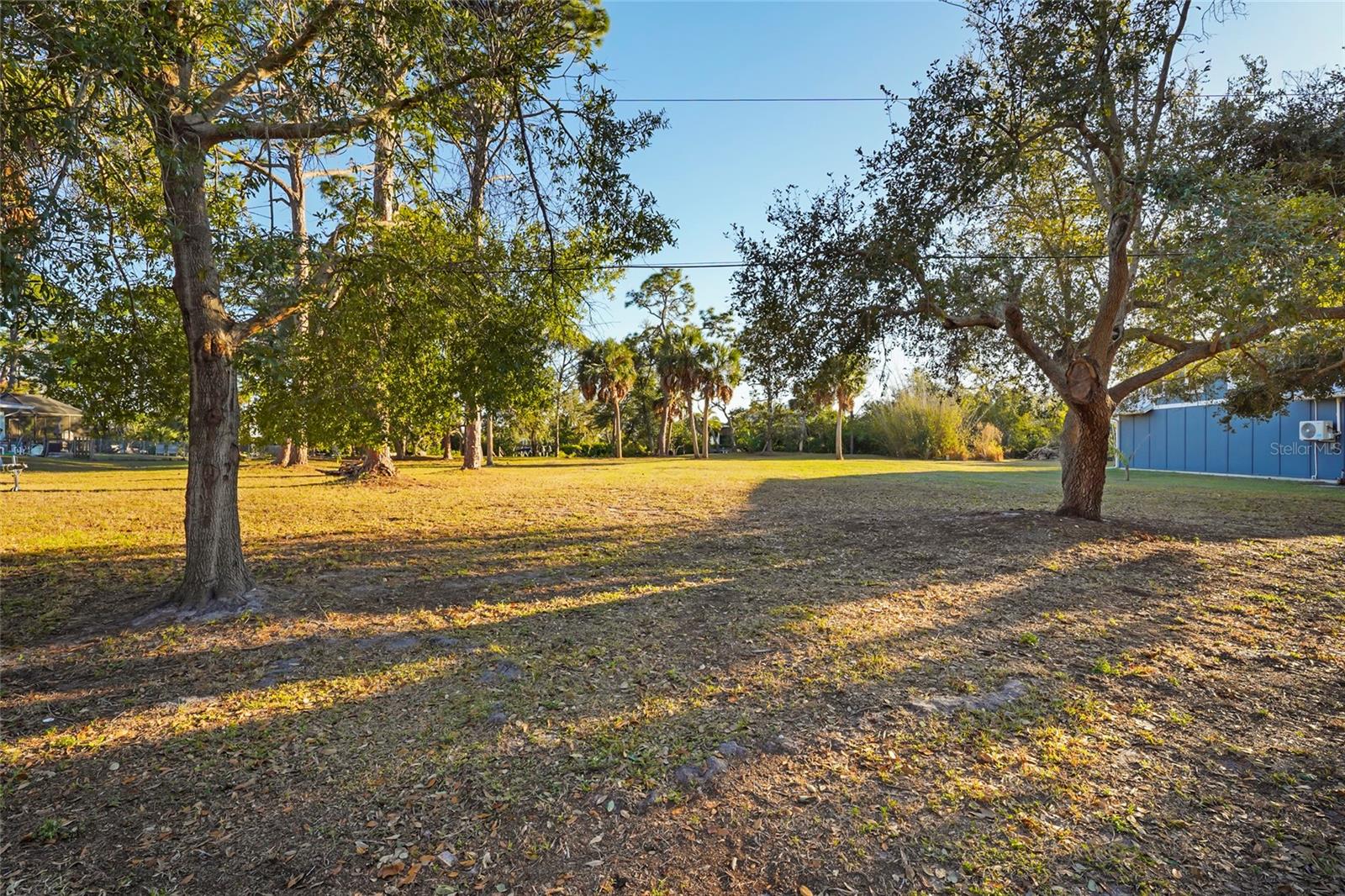 Image 22 of 41 For 405 Estil Drive N