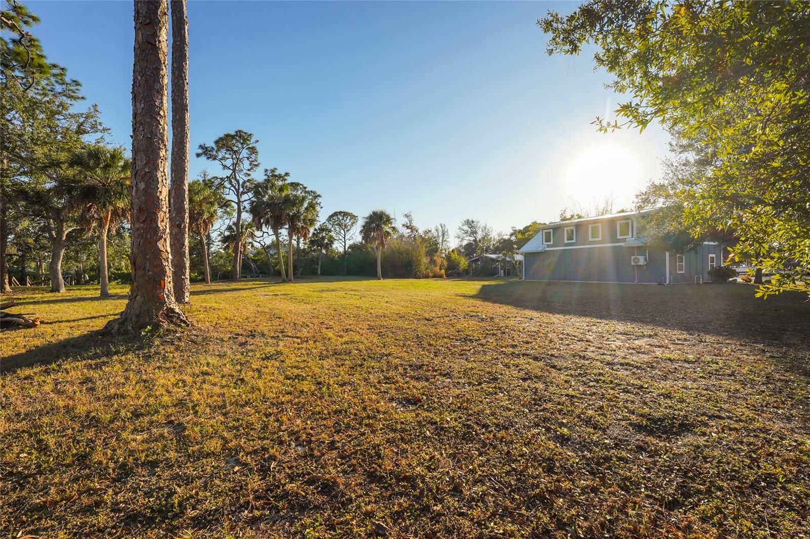 Image 24 of 41 For 405 Estil Drive N