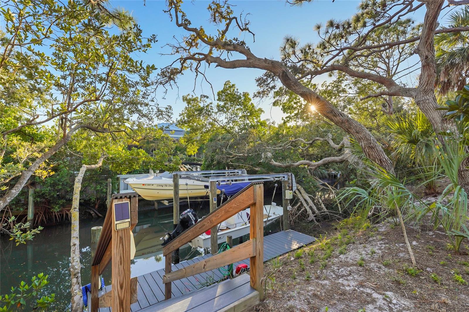 Image 28 of 41 For 405 Estil Drive N