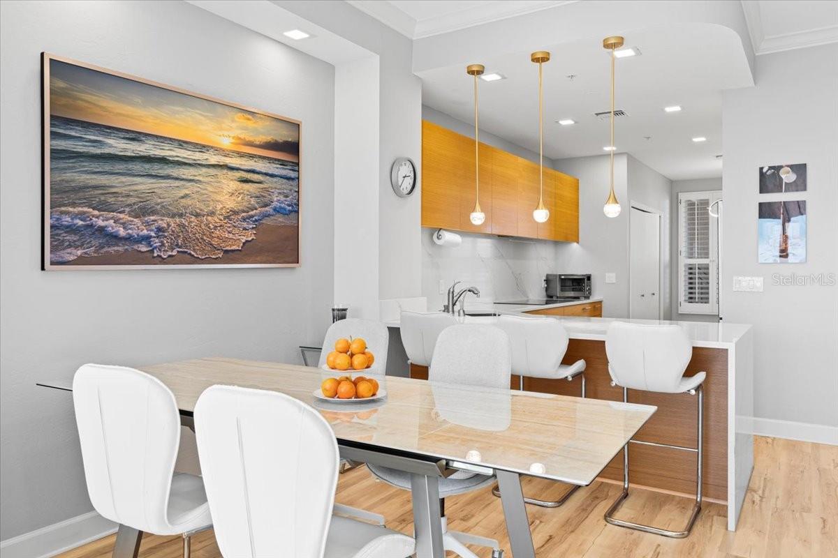 Image 11 of 24 For 5450 Eagles Point Circle 404