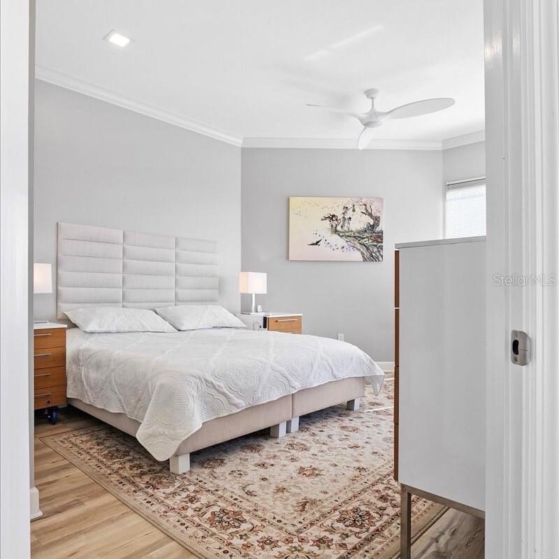 Image 9 of 24 For 5450 Eagles Point Circle 404