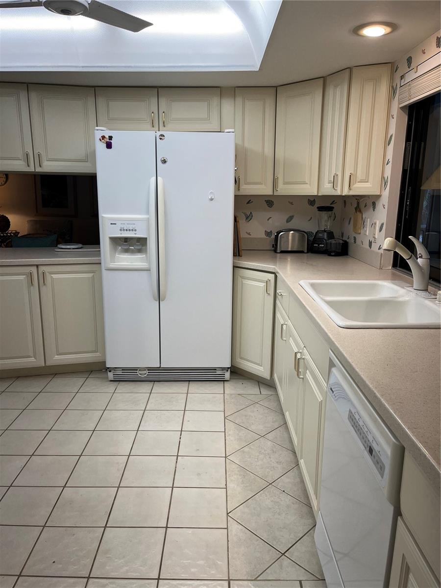 Image 26 of 31 For 1355 Southbay Drive