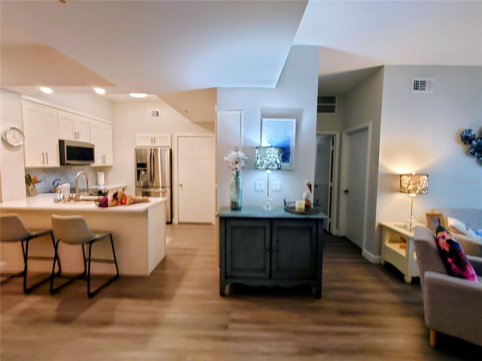 Image 4 of 47 For 200 4th Avenue S 130