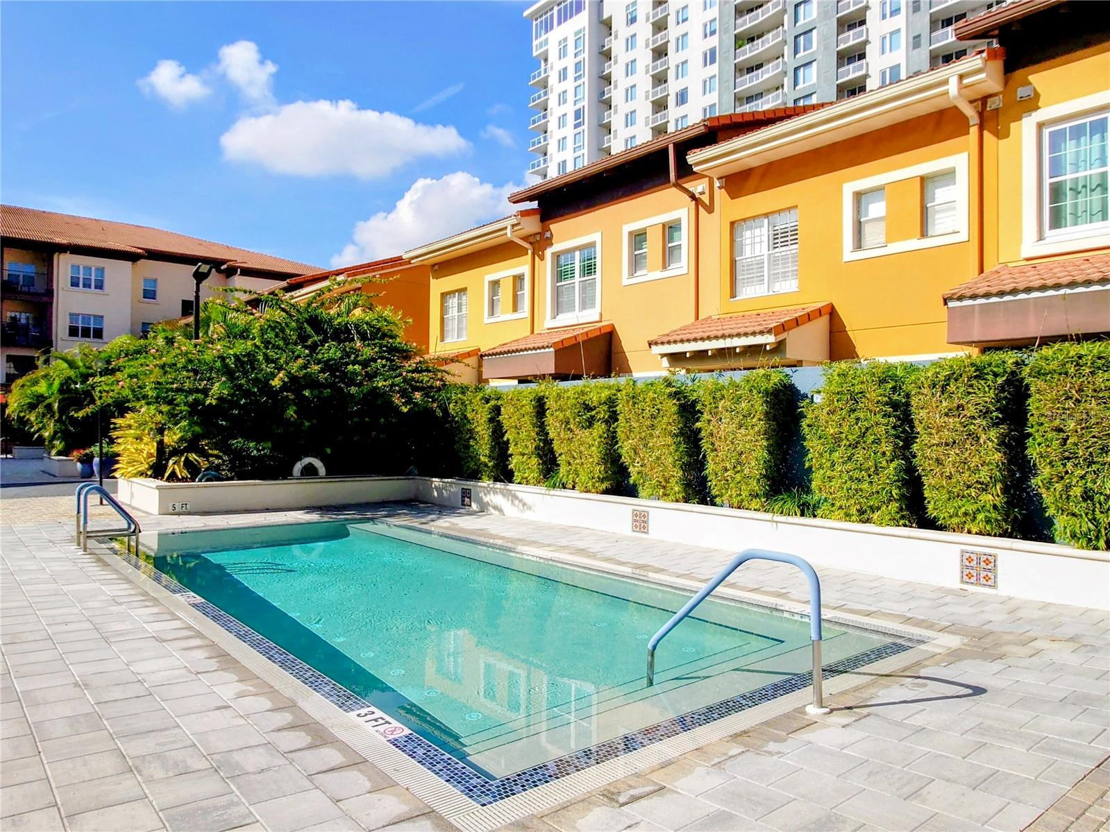 Image 43 of 47 For 200 4th Avenue S 130