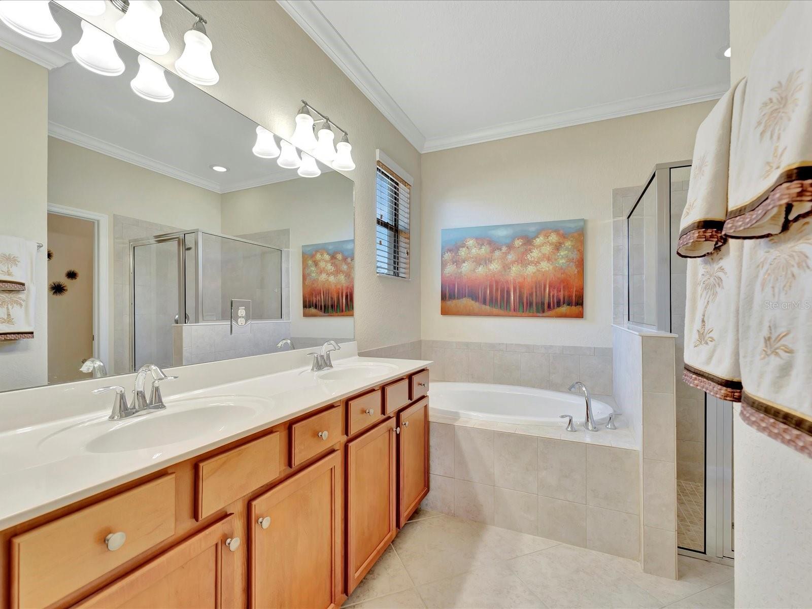 Image 14 of 36 For 6880 Willowshire Way