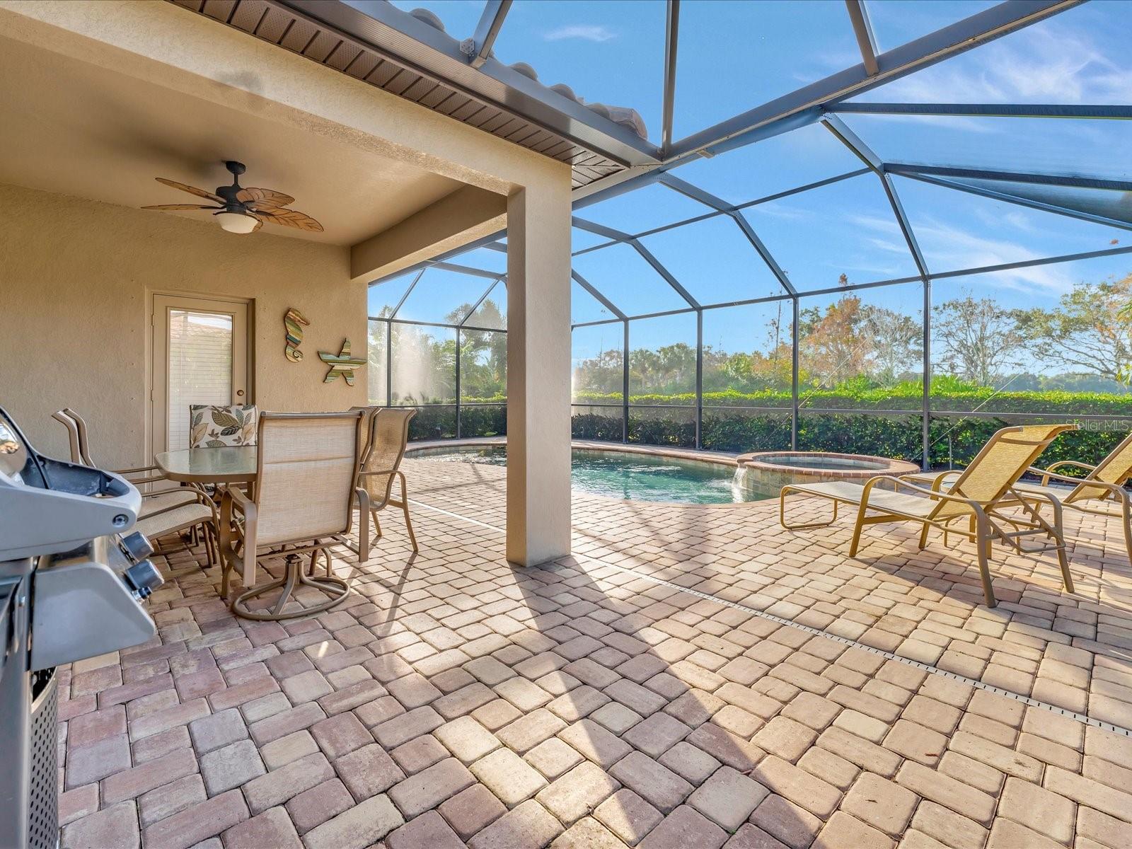 Image 22 of 36 For 6880 Willowshire Way