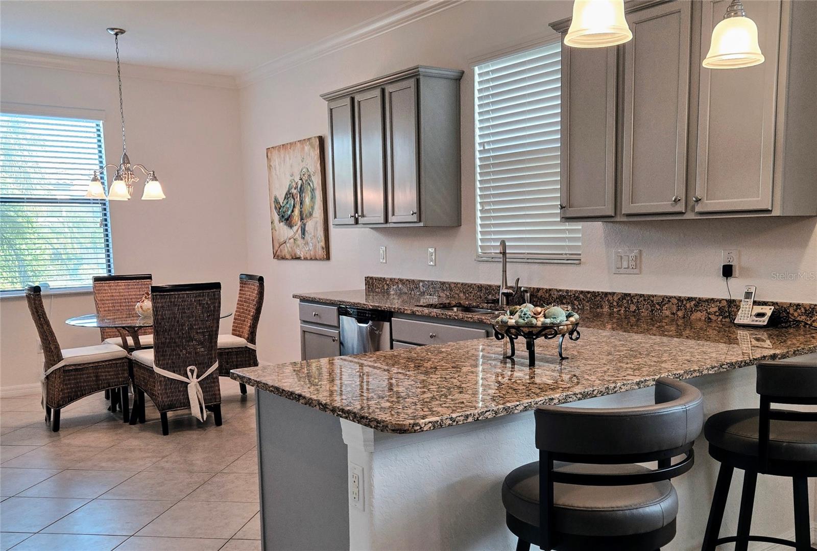 Image 6 of 36 For 6880 Willowshire Way