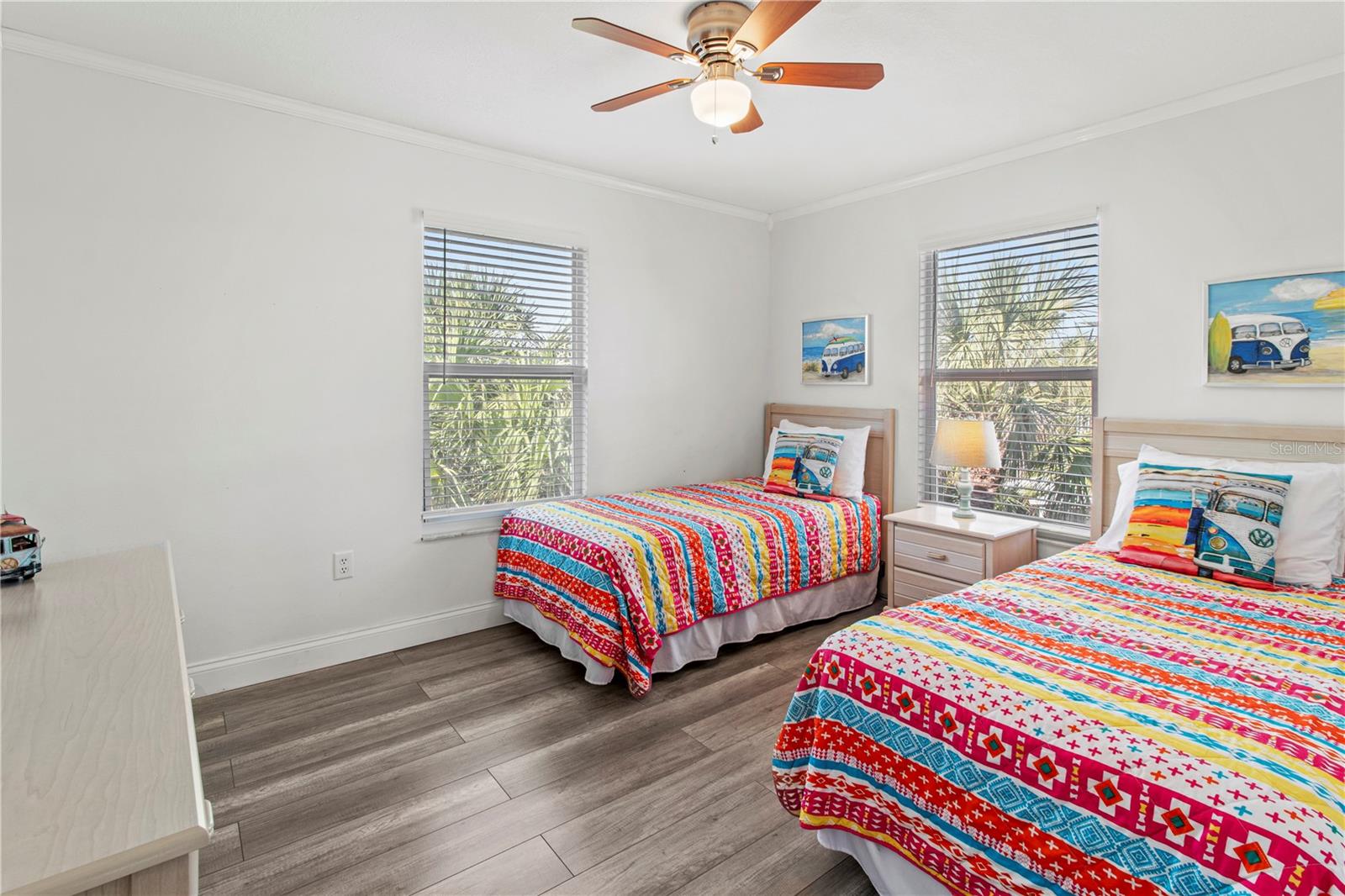 Image 16 of 52 For 6250 Holmes Boulevard 37