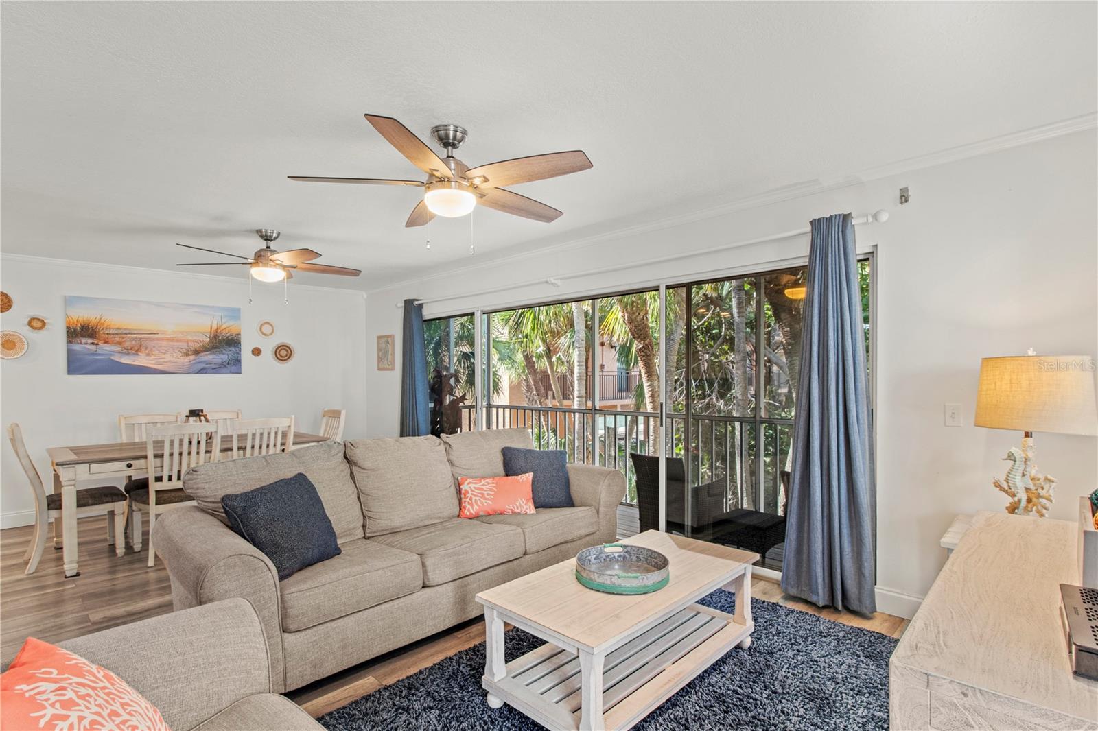 Image 25 of 52 For 6250 Holmes Boulevard 37