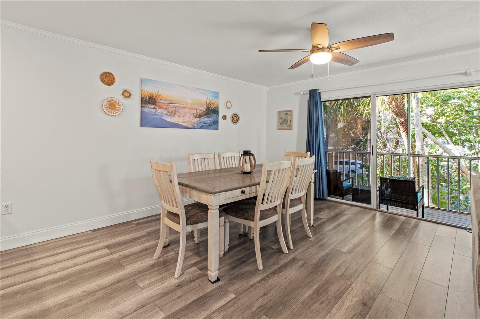 Image 29 of 52 For 6250 Holmes Boulevard 37