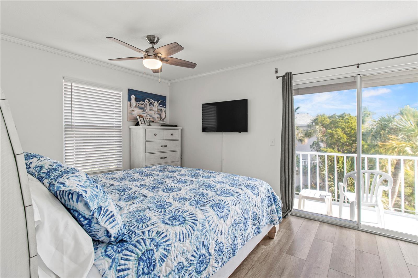 Image 6 of 52 For 6250 Holmes Boulevard 37