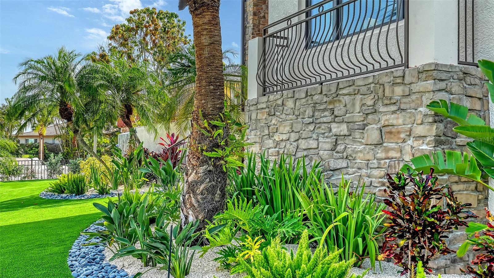 Image 42 of 53 For 795 Marbury Lane