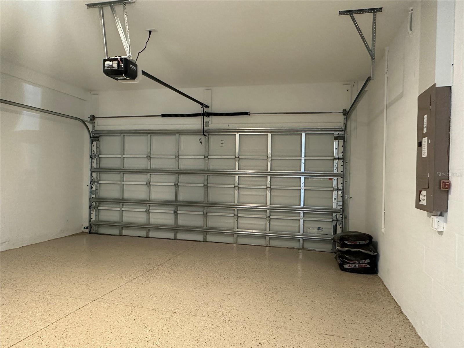 Image 24 of 24 For 18091 Cherished Loop