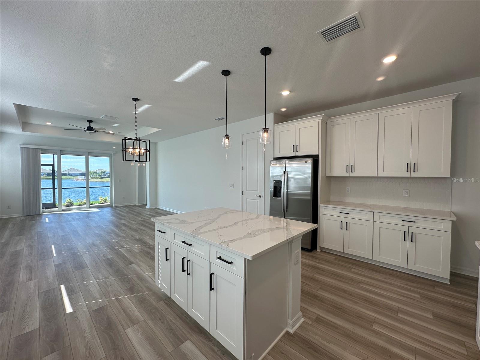 Image 8 of 24 For 18091 Cherished Loop