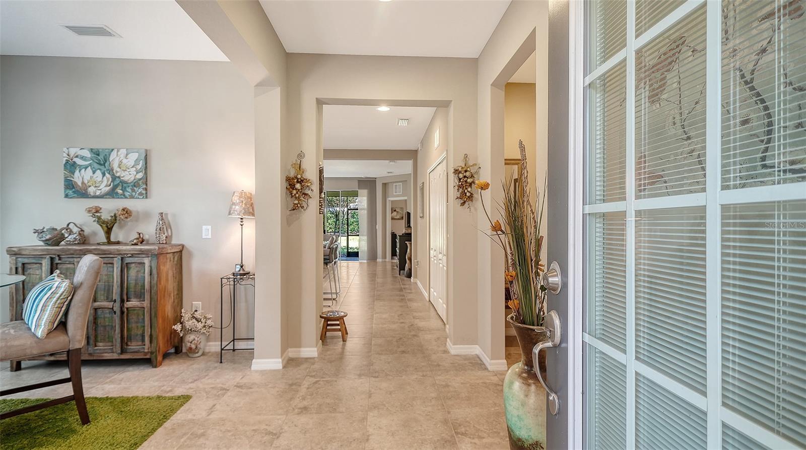 Image 4 of 26 For 5356 Fairfield Boulevard