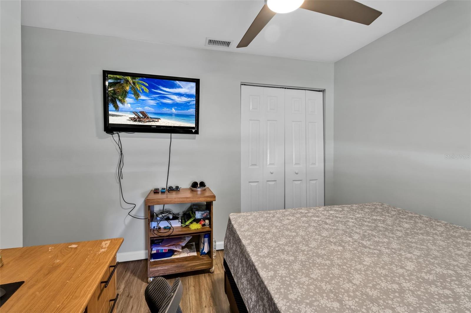 Image 26 of 36 For 5370 Royal Palm Avenue 5370