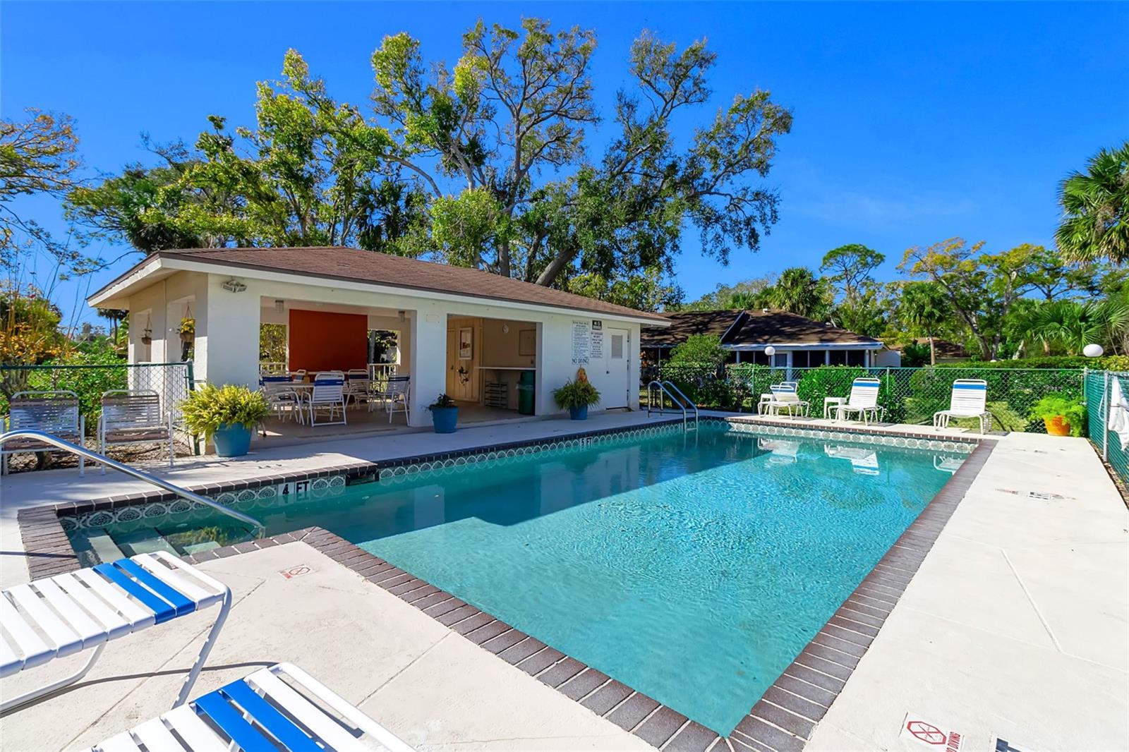 Image 35 of 36 For 5370 Royal Palm Avenue 5370