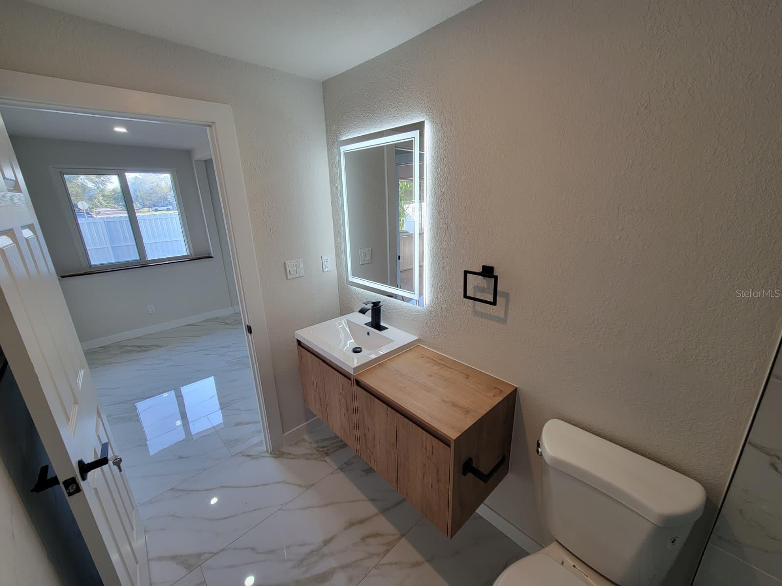 Image 15 of 51 For 2784 Martin Street